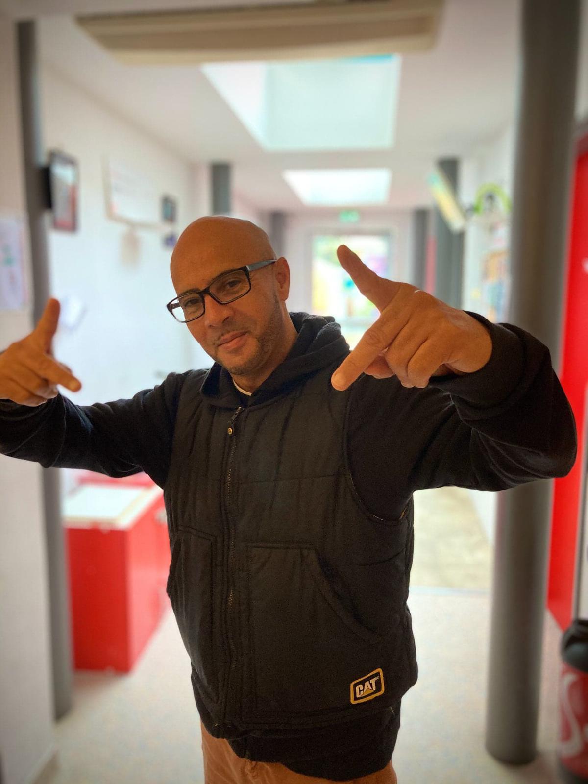 Djamel breaking Djamel breaking